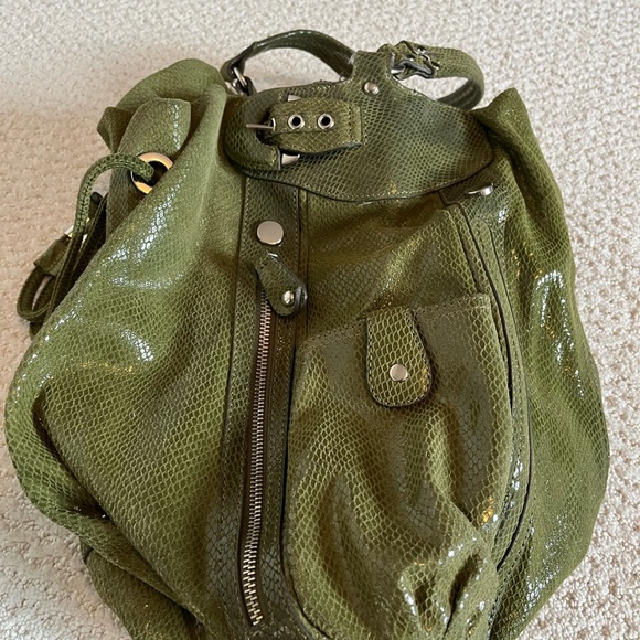 Hype Green leather hobo style bag like new! - Picture 5 of 6